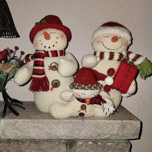 Snowman Family Decoration